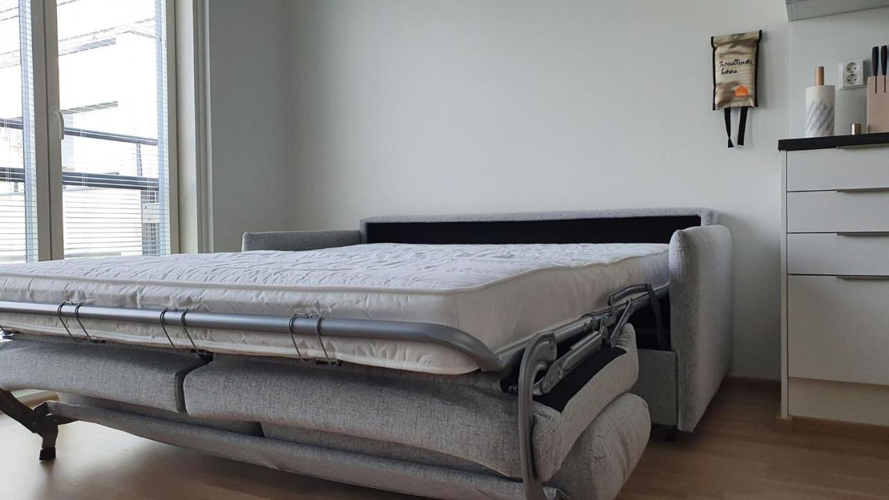 Parvekkeellinen Yksioe Keskustassa Apartment ตูร์กู ภายนอก รูปภาพ